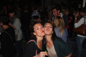 soiree-marseille-plaisir-collectif-dans-le-jardin-18