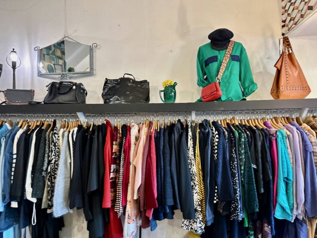 Atypique store - Consignment store in Marseille - City Guide Love Spots (clothes)