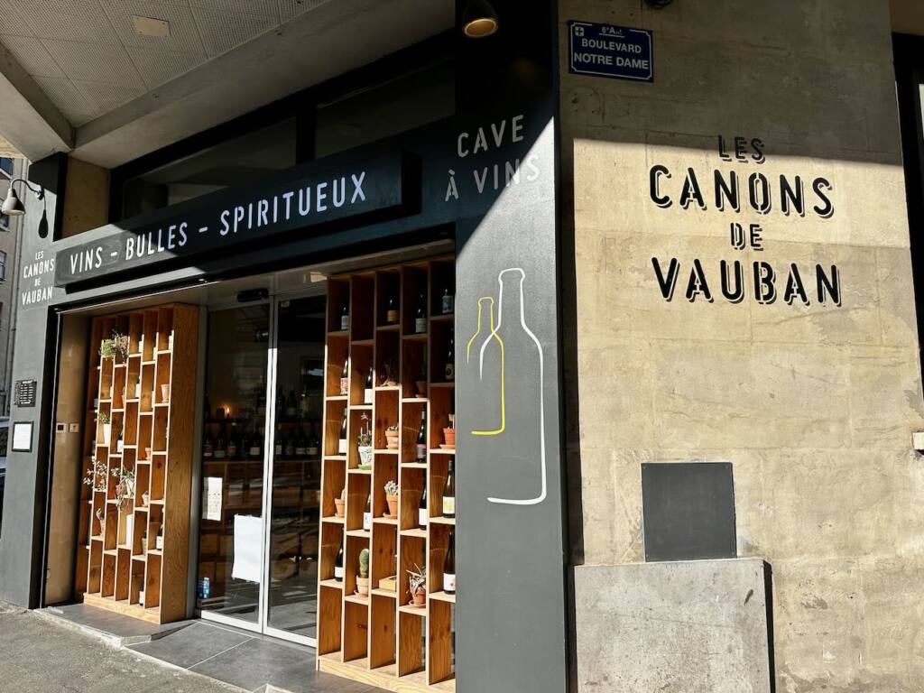 Les Canons de Vauban : caviste à Marseille (enseigne)