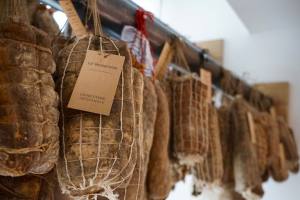 Sannata delicatessen - Marseille - Corsican meats