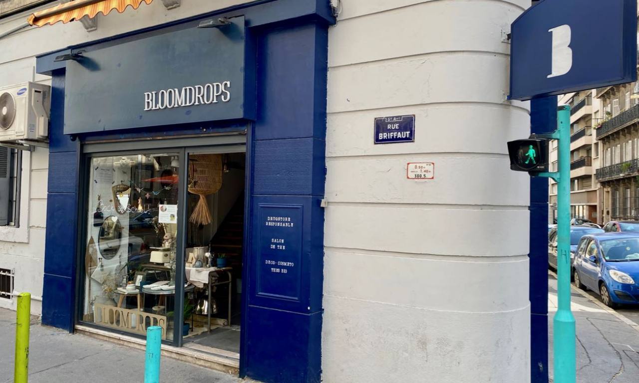 Bloomdrops, salon de thé et boutique d'objets et article de deco eco-responsable à Marseille (devanture)