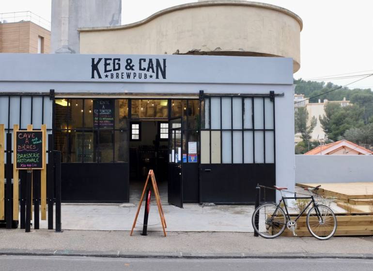 Keg & Can: micro-brasserie et bar à bières artisanales à Marseille (devanture)