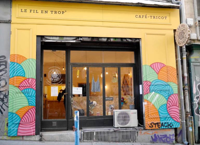Le Fil en Trop, café tricot à Marseille (devanture)
