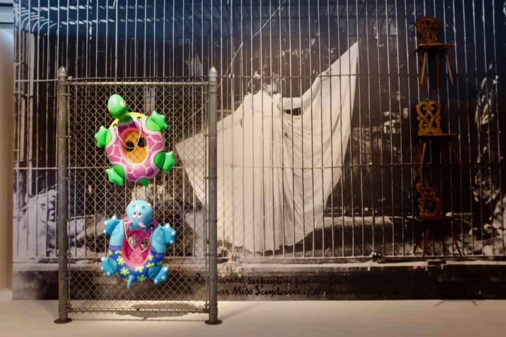 Jeff Koons, œuvres de la collection Pinault exposées au Mucem de Marseille