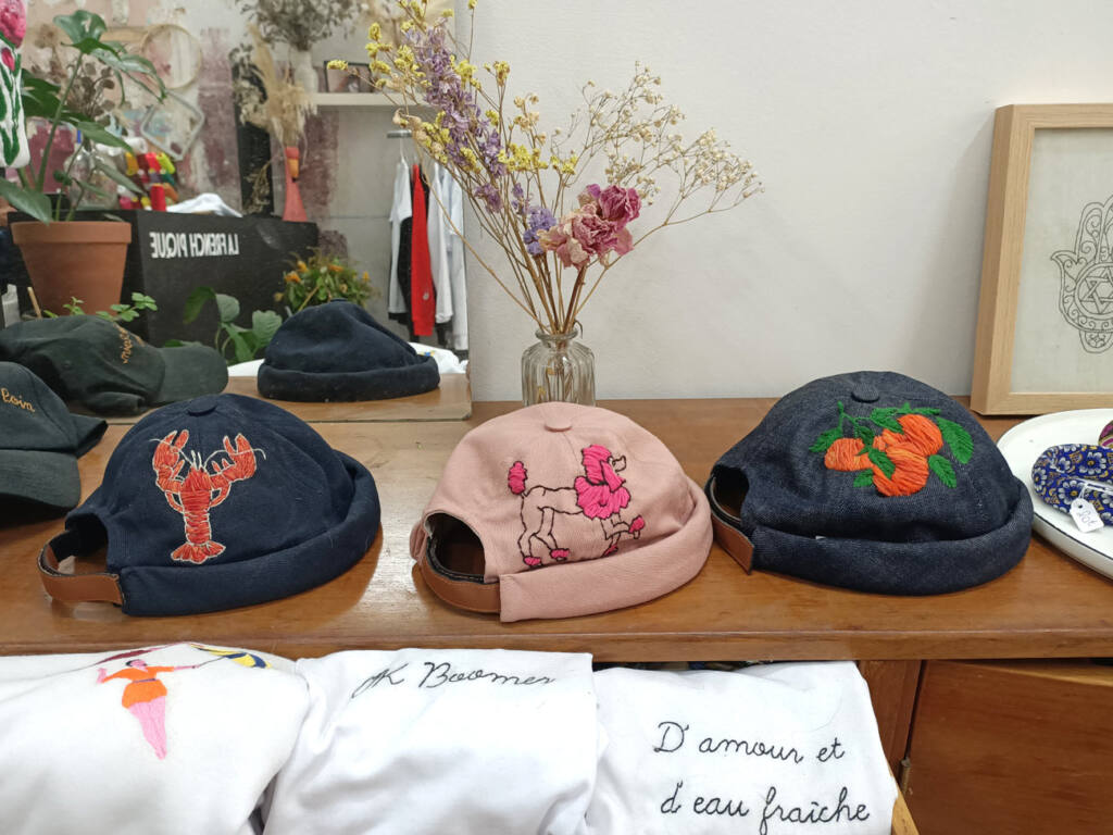 La French Pique, embroidery in Marseille : caps and t-shirts brodés