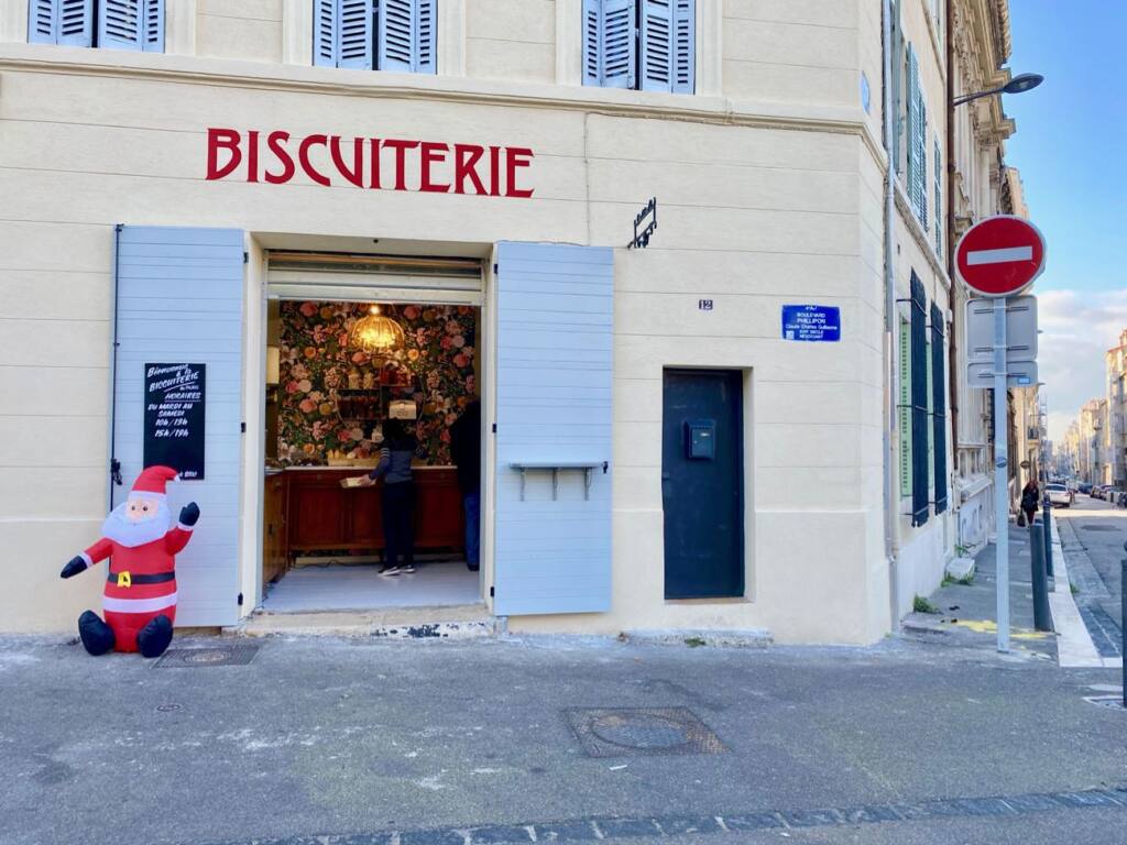 Biscuiterie du Palais, artisanal biscuit shop, Marseille, city guide love spots (exterior)