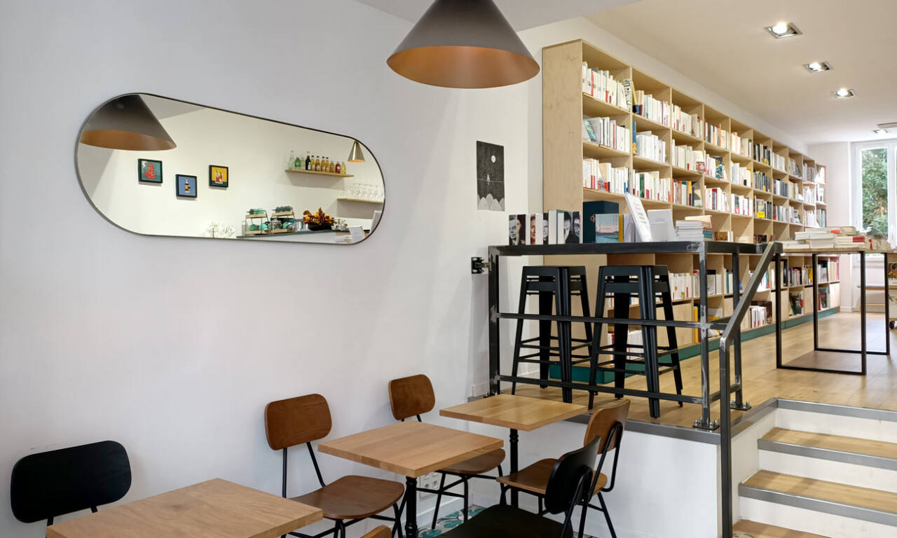 La Rêveuse, café librairie à Marseille : vue côté café