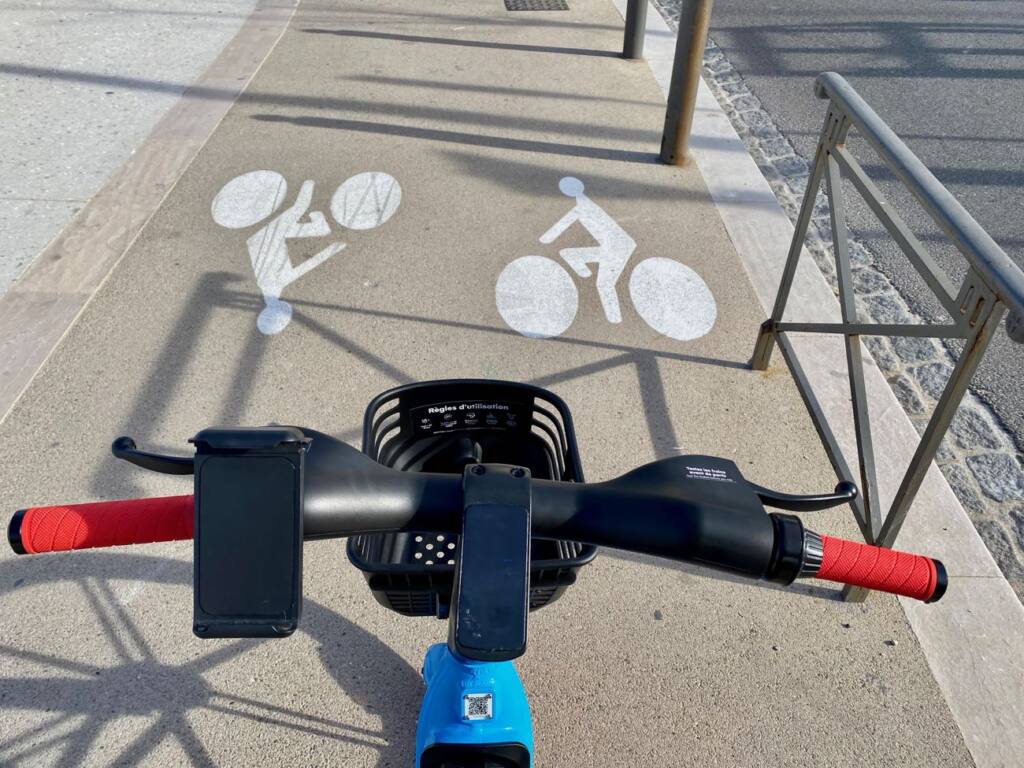 Dott: location de vélos électriques à Marseille (guidon)