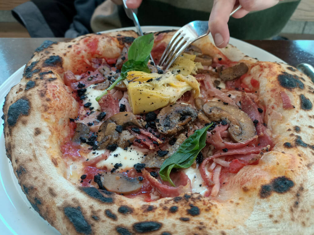 Blum, brasserie à Marseille : pizza