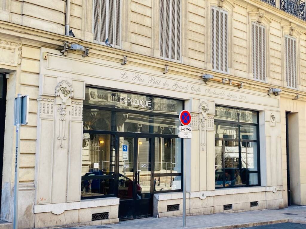 Le République, brasserie, city guide love spots (exterior)