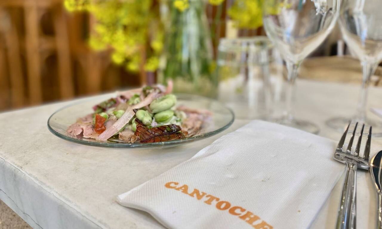 Cantoche is a restaurant in the city centre of Marseille (sharing dish)