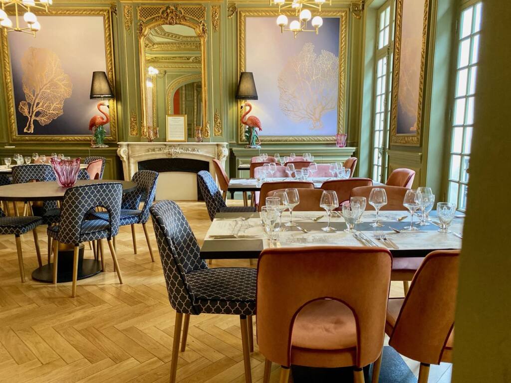 Chateauform' : Lieu de séminaires et d'événements d'entreprise à Marseille dans un ancien Hôtel particulier du boulevard Longchamp (grande salle à manger)