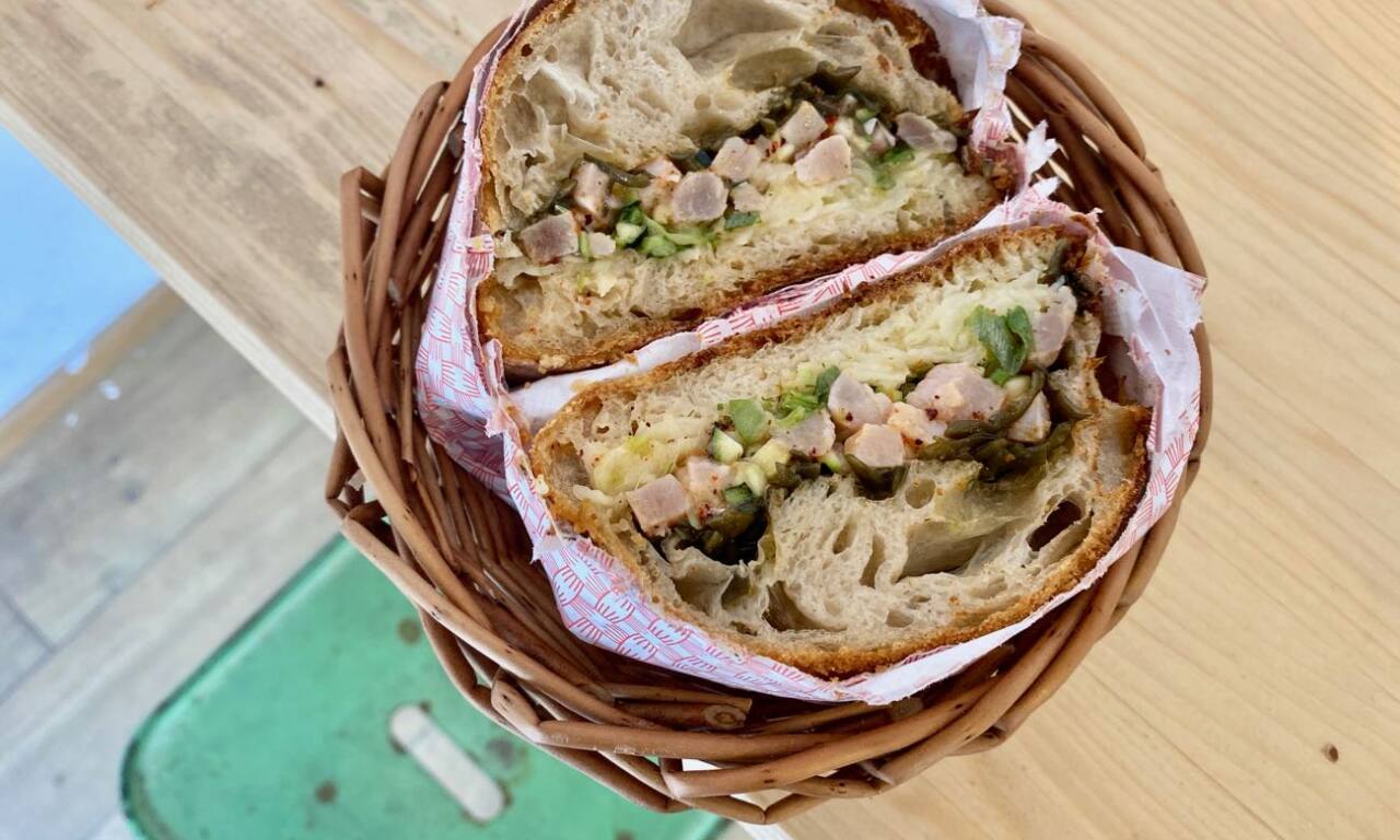 Crabe toro : sandwiches gourmets à Marseille (sandwiche espadon)