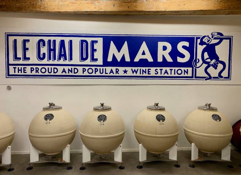 Mars Wine Station : Chai à Marseille (cuves terre))