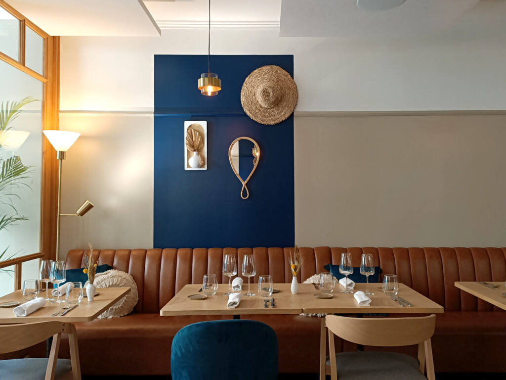 Ekume, Gastronomic restaurant in Marseille, city guide love spots (interior)