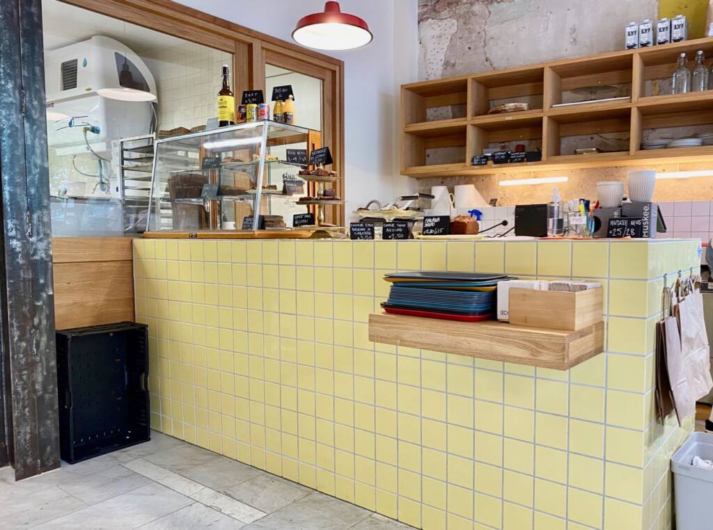 Pétrin Couchette, modern bakery and cafe in Noailles, Marseille, city guide love spots (counter)