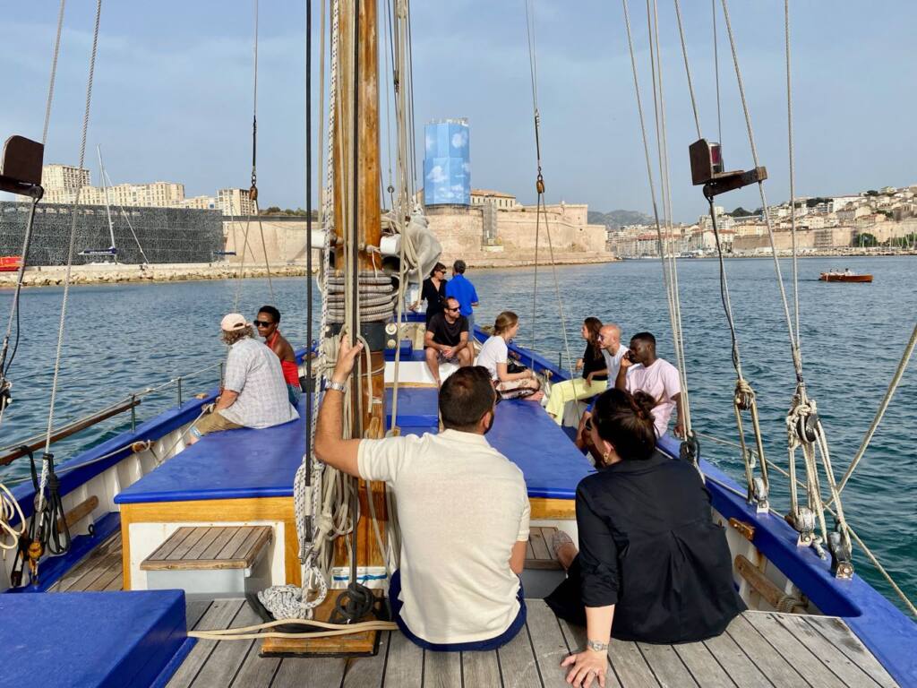 La Flâneuse : sortie en bateau traditionnel à Marseille (sortie vieux-port)