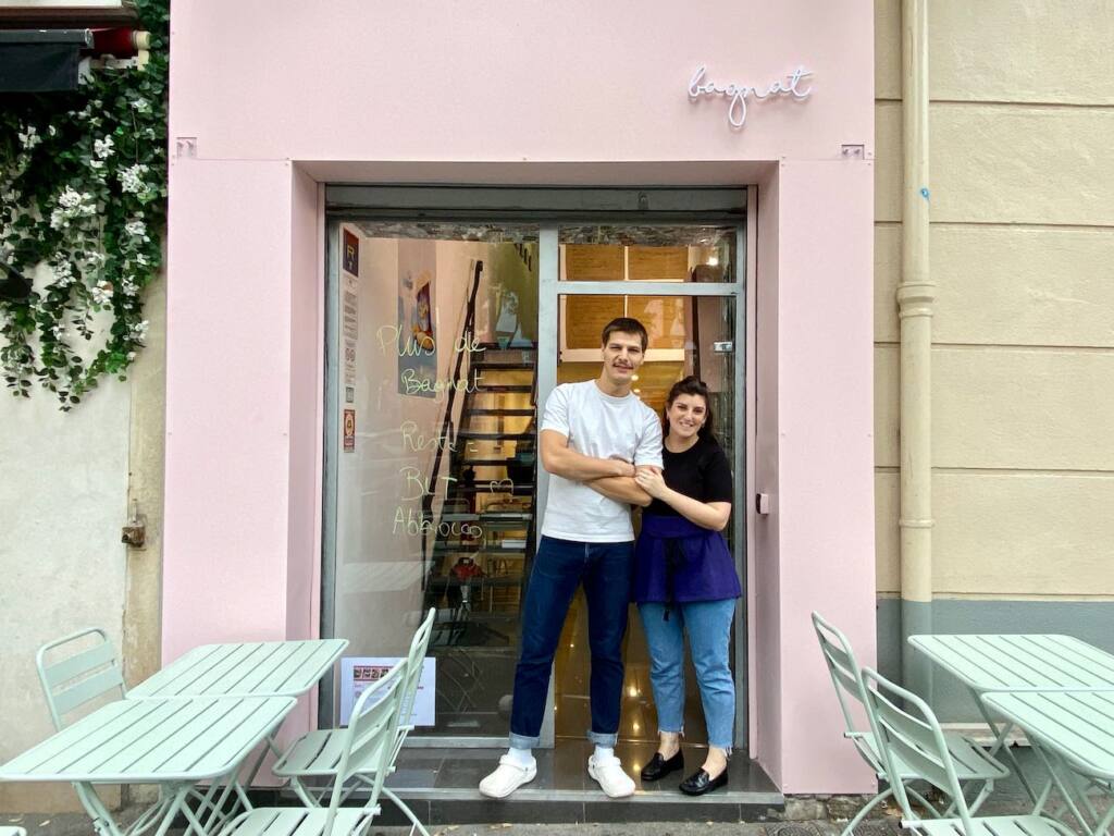 Bagnat, sandwich shop in Marseille, city guide love spots (couple)