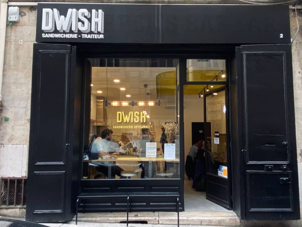Dwish, sandwiches in Marseille, city guide love spots (frontage)