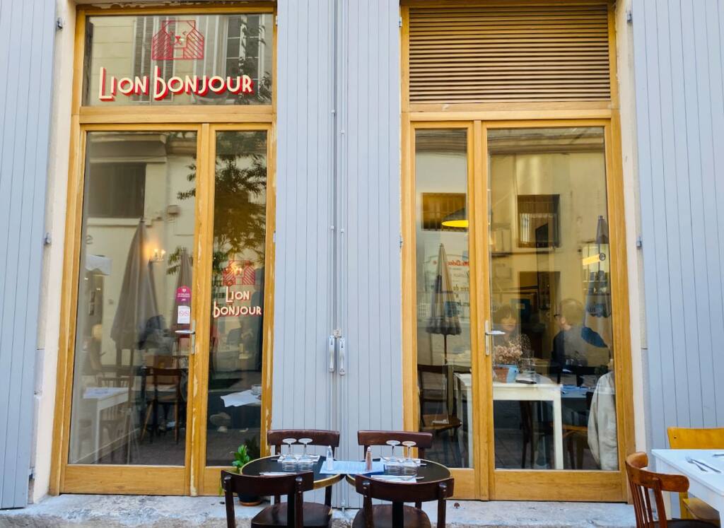 Lion BonjourCanteen with seasonal and home-cooked food in Marseille, city guide love spots (Frontage)