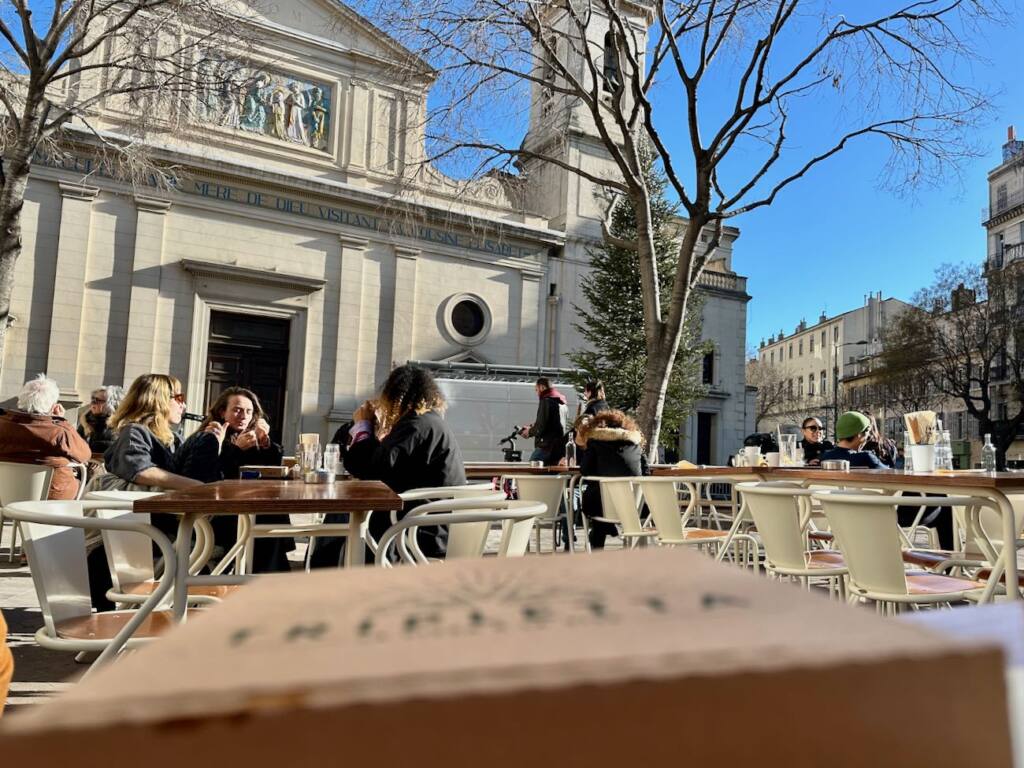 Tripletta : restaurant italien et pizzeria Place Notre Dame du mont à Marseille (boite à pizza))