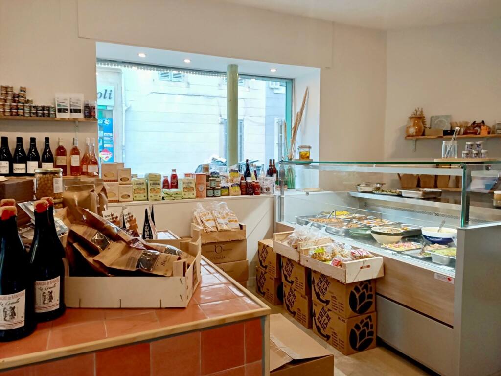 Sistaou, Cheese shop and caterer in Marseille, City Guide Love spots (interior)