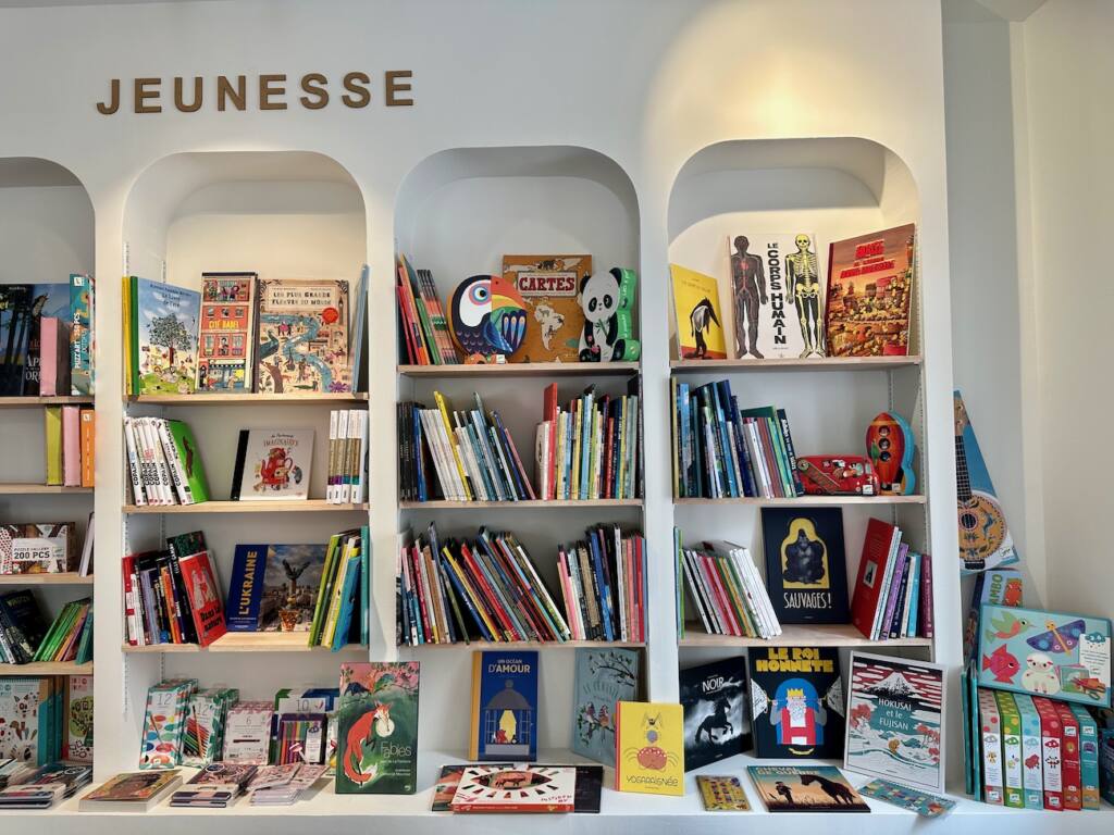 Mima : librairie indépendante et généraliste dans le quartier de Montredon à Marseille (ouvrages jeunesse)