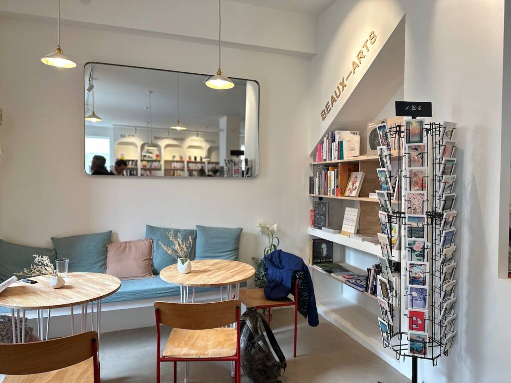 Mima : librairie indépendante et généraliste dans le quartier de Montredon à Marseille (cartes postales)