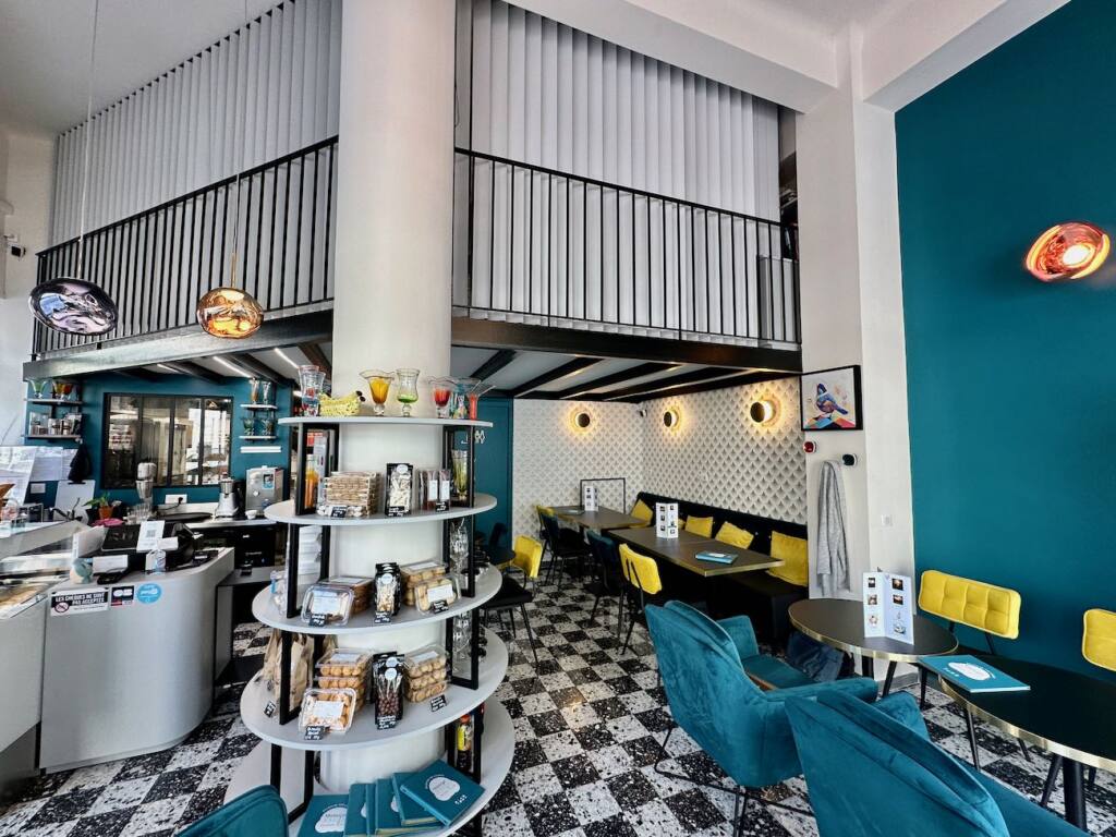 Maison Jouglas - Pastries, artisanal ice cream & tea rooms in Marseille - City Guide Love Spots (interior)