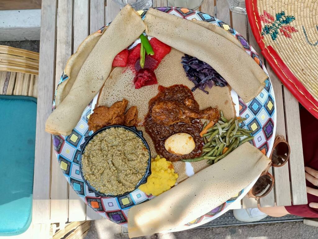 Fidèle, restaurant ethiopien (plat partagé)