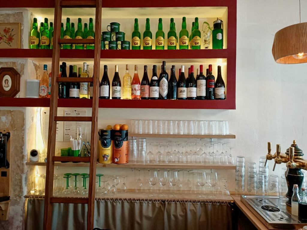 La Nena – Tapas bar in Marseille – City Guide Love Spots (interior)