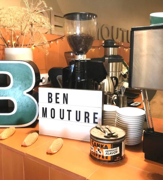 Ben Mouture est un coffee shop situé dans le quartier de Saint-Victor (détail du bar)