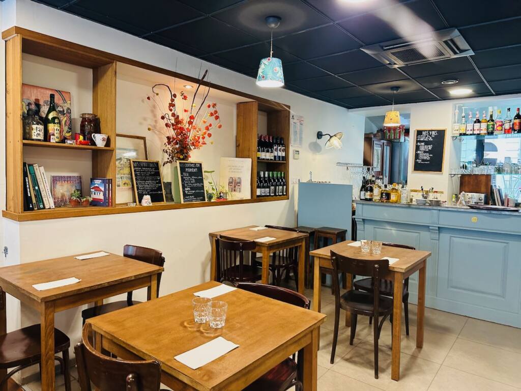 Robato, franco-japanese cuisine in Marseille, city guide love spots (interior)