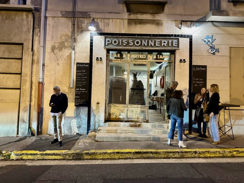 La Butte Bompard : bar de quartier à Marseille (devanture)