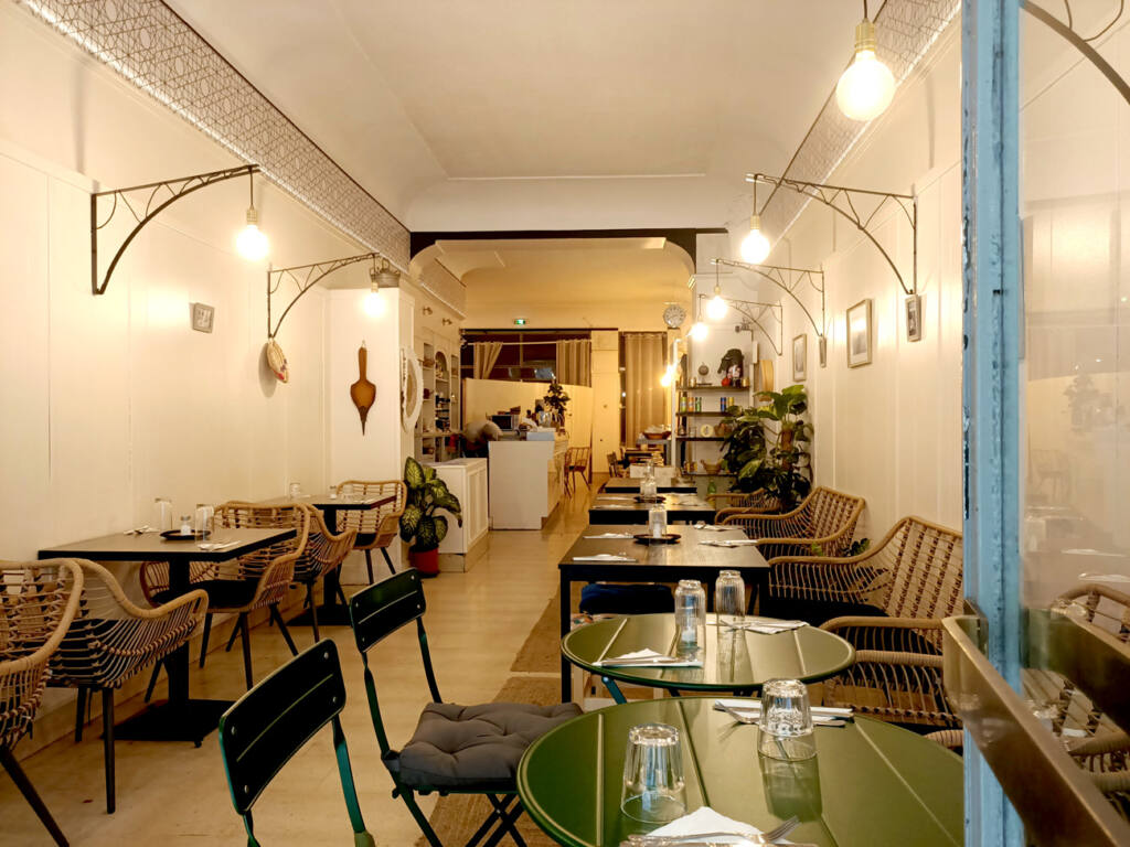 Safia, cuisine de yema : restaurant algérien à Marseille : salle intérieur
