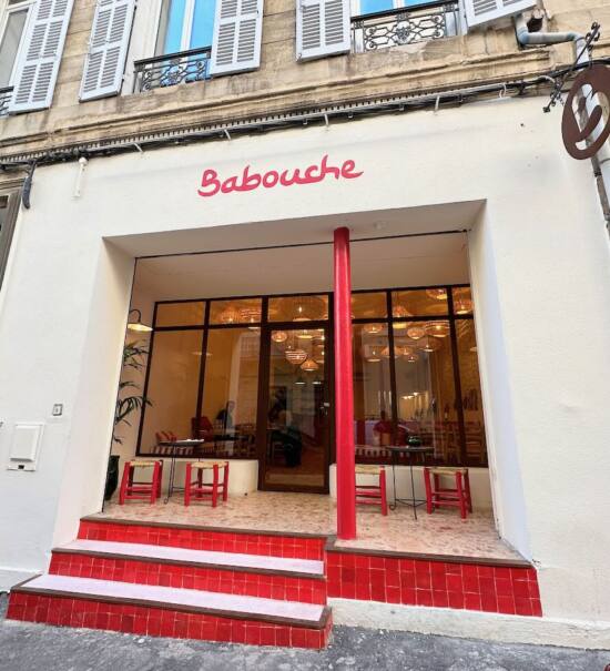 Babouche est un restaurant marocain situé rue Sainte à Marseille (devanture)