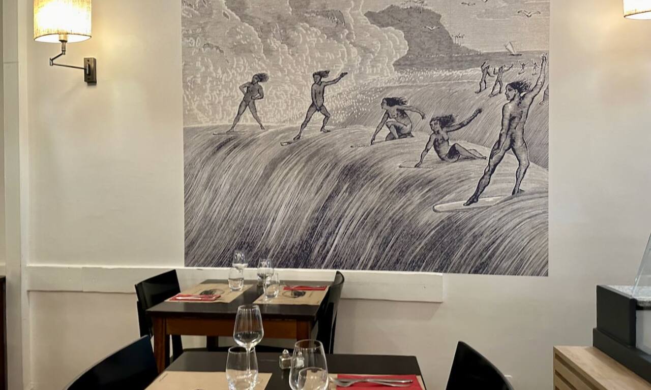 Baskawaï : restaurant de cuisine basque à Marseille (papier peint)