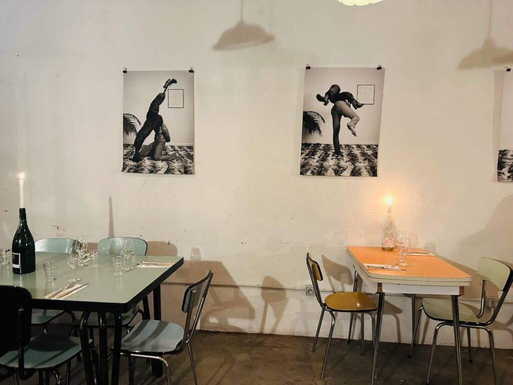 Ripaille est un restaurant situé dans le quartier du Panier à Marseille (déco)