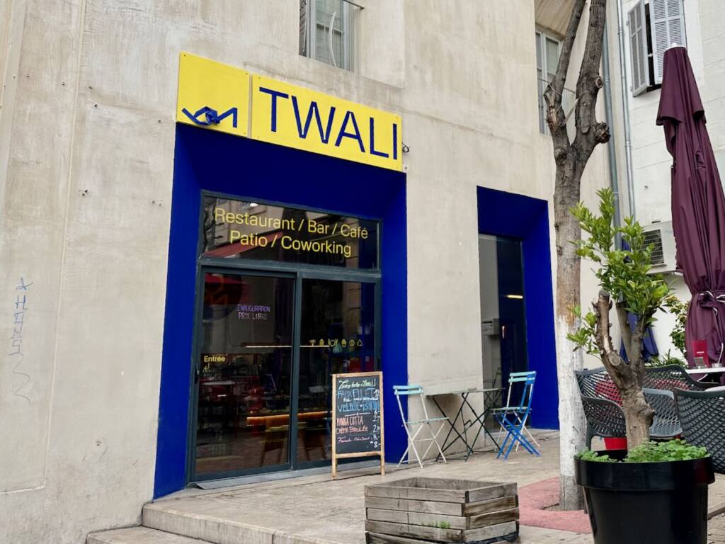 Twali - Cafe-canteen in Marseille - City Guide Love Spots (Frontage)