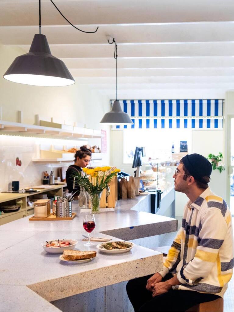Bonjour – Bakery, caterer, grocery store and wine cellar in Marseille – City Guide Love spots (client)