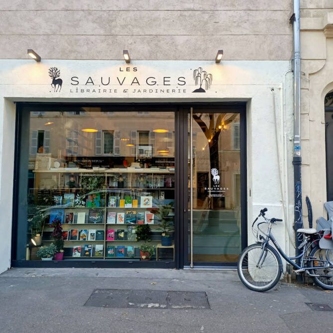 Les sauvages, librairie à Marseille : devanture