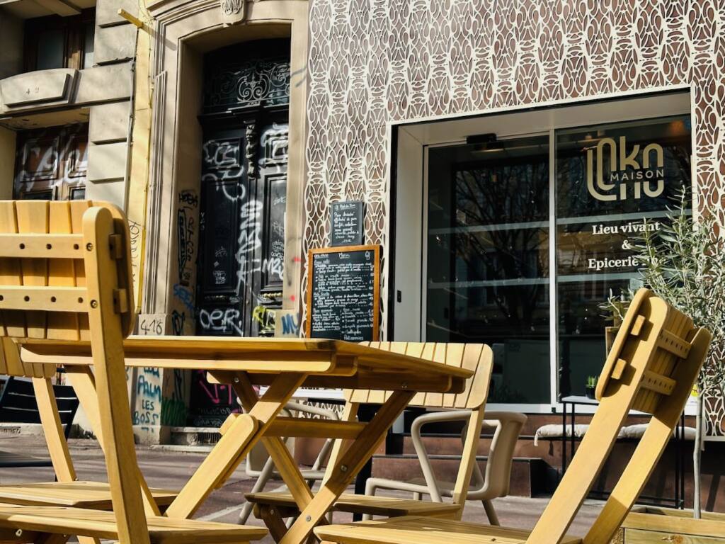 Maison Loko : épicerie, café et restaurant à Marseille (terrasse)