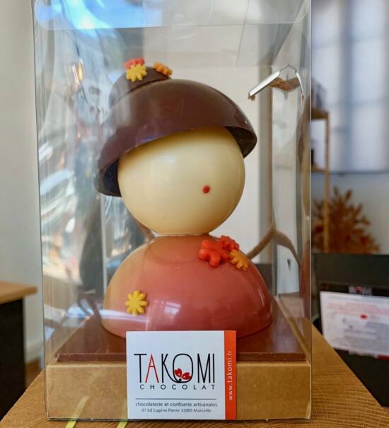 Takomi, chocolaterie à Marseille : moulage