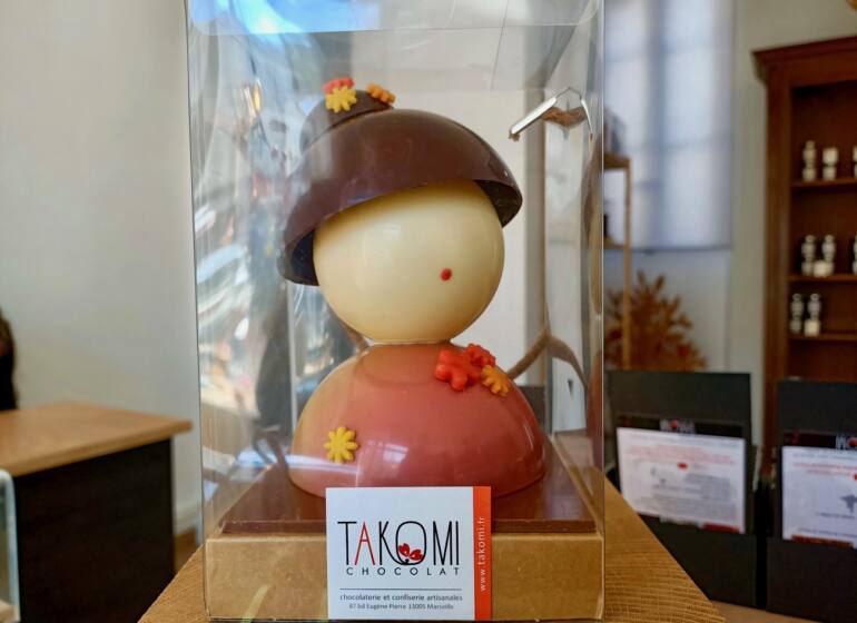 Takomi, chocolaterie à Marseille : moulage