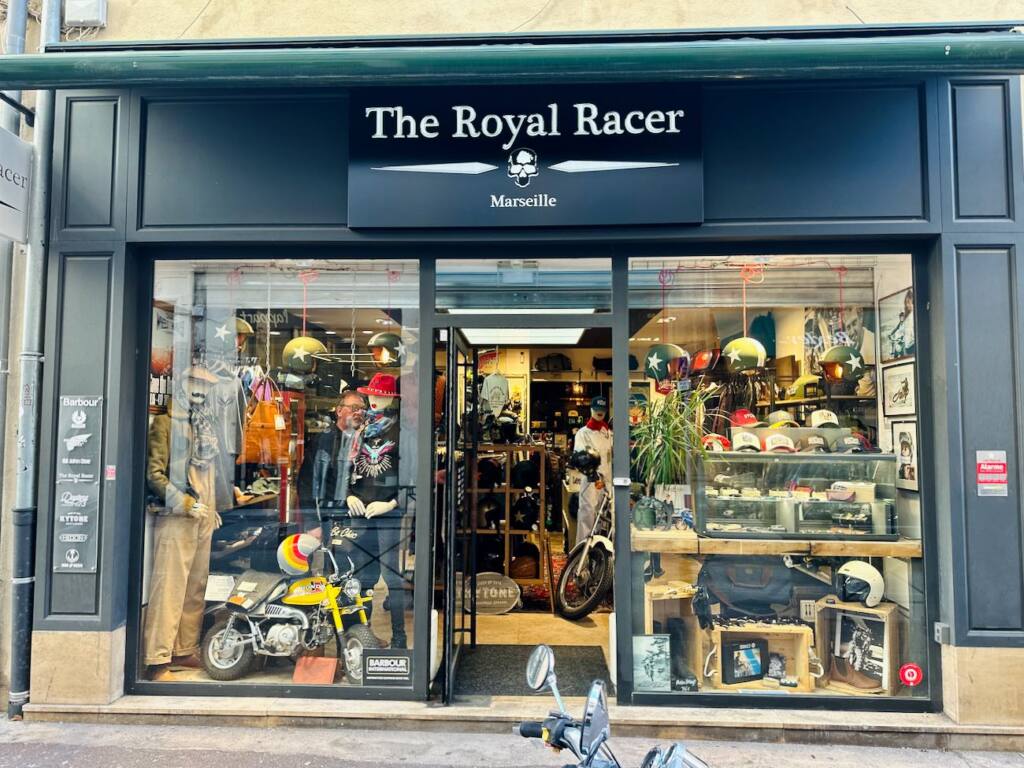 The Royal Racer Marseille : concept-store mode et accessoires moto (devanture)