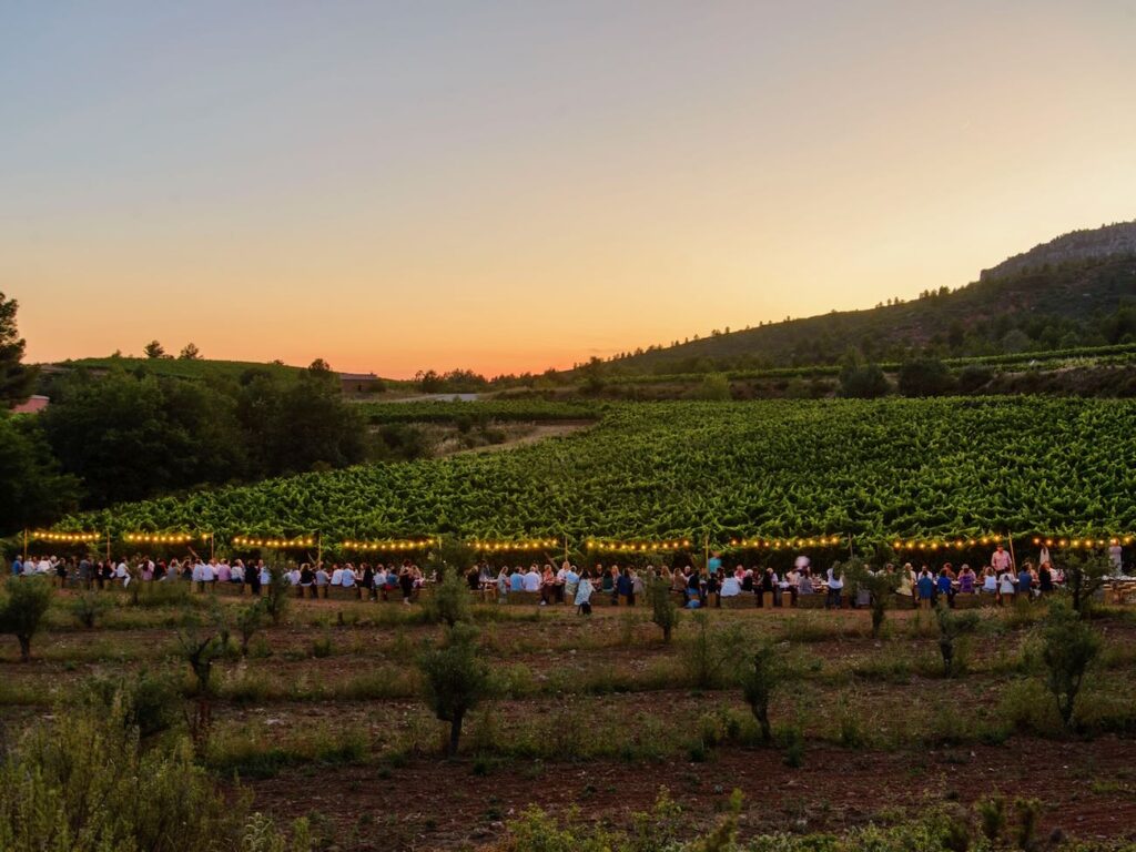 Les Dîners insolites sont des dîners conviviaux organisés dans des lieux exceptionnels de Provence par des chefs locaux de renom. (Sunset)