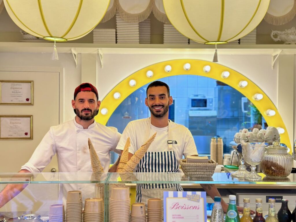 Ciao Amore est un glacier qui propose des glaces italiennes fabriquées de manière artisanale à deux pas du Vieux-Port. (duo)