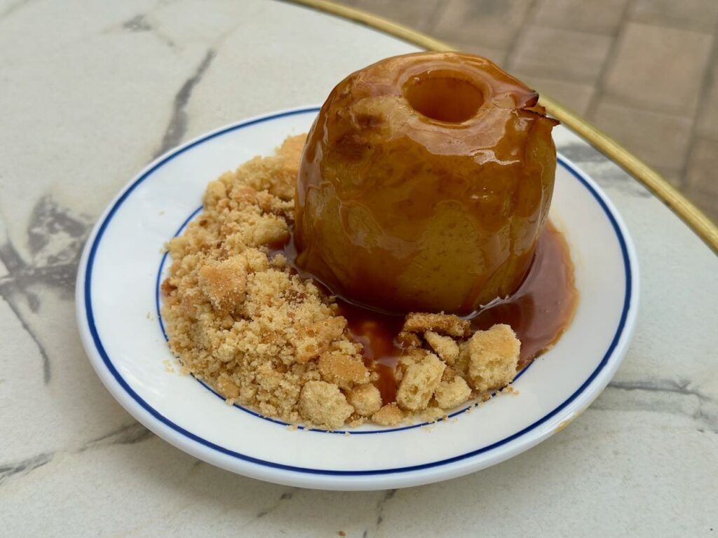 Coco est une brasserie située sur la place de l’opéra municipale. Elle dispose d’une belle terrasse ensoleillée. (dessert)