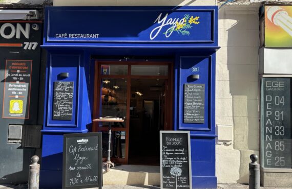 Yaya, café et restaurant de cuisine française à Marseille (devanture)