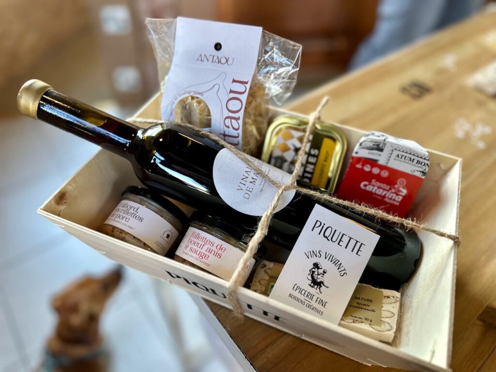 Piquette est une cave à vins nature ouverte dans le quartier Saint-Just à Marseille (Panier gourmand)